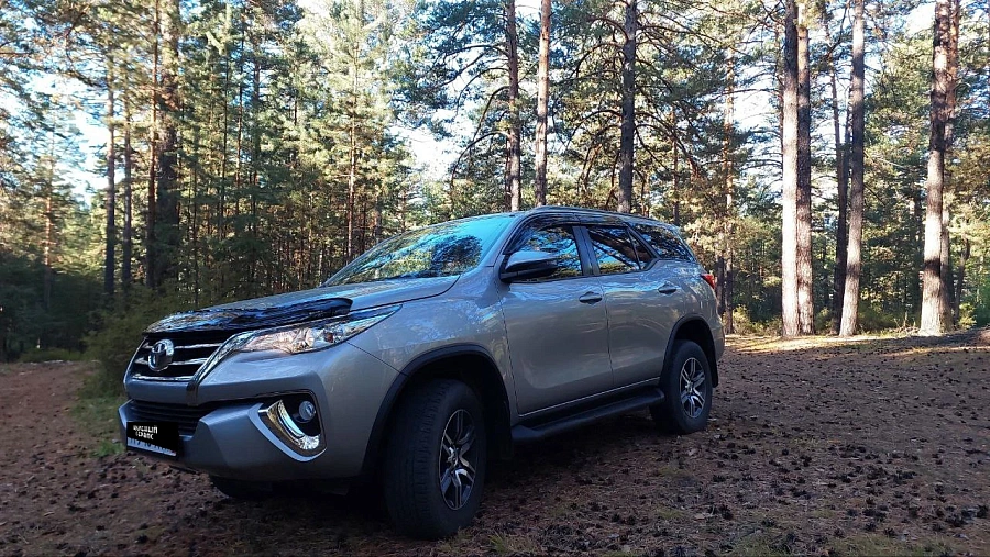 Toyota Fortuner, 2019г., полный привод, автомат