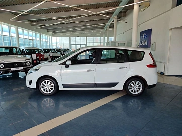 Renault , 2009г., передний привод, механика