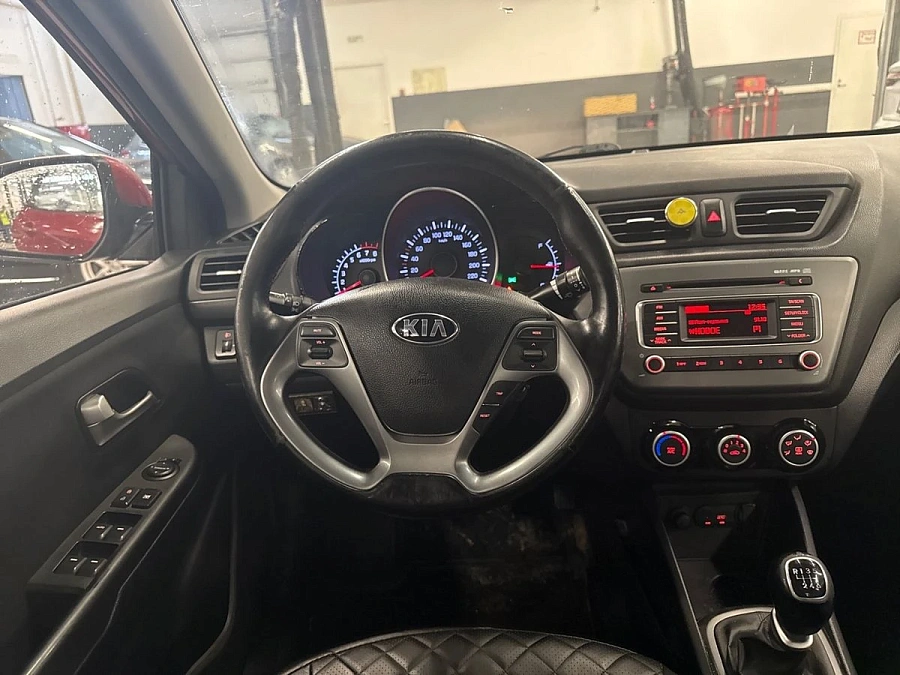 Kia Rio, 2015г., передний привод, механика