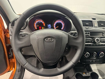 Lada (ВАЗ) , 2019г., передний привод, механика