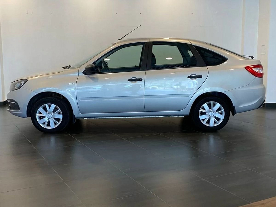 Lada (ВАЗ) Granta, 2019г., передний привод, механика