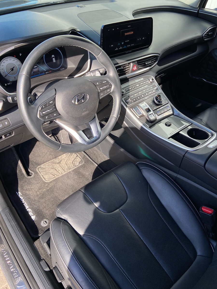 Hyundai Santa Fe, 2021г., полный привод, робот