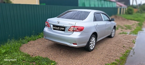 Toyota Corolla, 2012г, передний привод, автомат