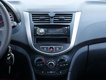 Hyundai Solaris, 2013г, передний привод, механика