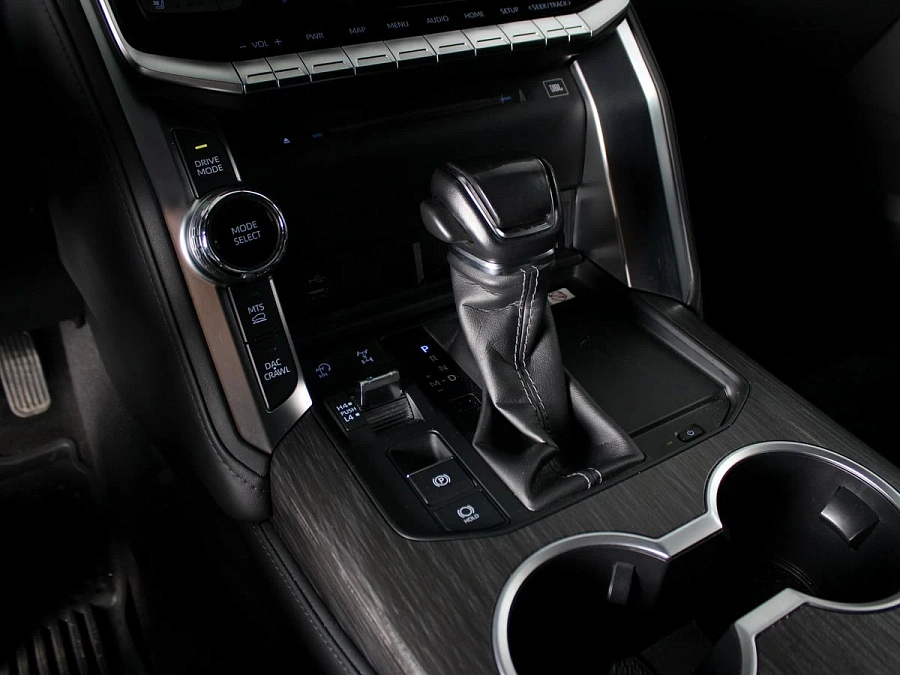 Toyota Land Cruiser, 2021г., полный привод, автомат