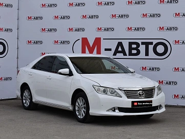 Toyota Camry, 2013г, передний привод, автомат