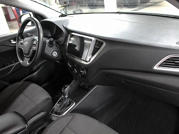 Hyundai Solaris, 2019г, передний привод, автомат