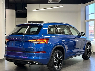 Skoda Kodiaq, 2023г, полный привод, робот