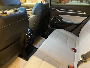 Geely Emgrand, 2023г, передний привод, автомат