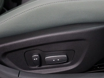 Changan Lamore, 2024г, передний привод, робот