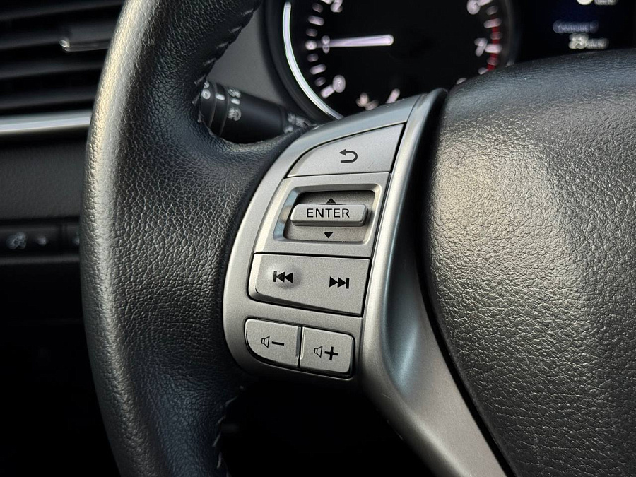 Nissan X-Trail, 2017г., полный привод, вариатор