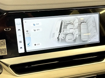 Geely Monjaro, 2022г, передний привод, автомат