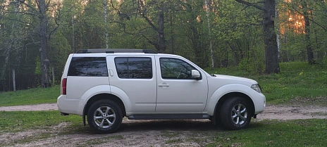 Nissan Pathfinder, 2012г., полный привод, автомат