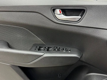 Hyundai Solaris, 2018г, передний привод, автомат