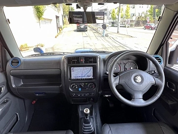 Suzuki Jimny, 2011г, полный привод, механика
