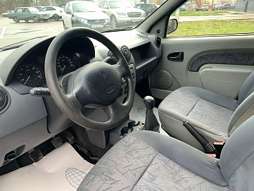 Renault Logan, 2006г, передний привод, механика