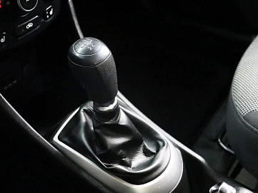 Hyundai Solaris, 2013г, передний привод, механика