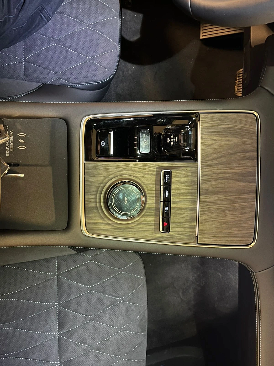 Geely Monjaro, 2025г., полный привод, автомат