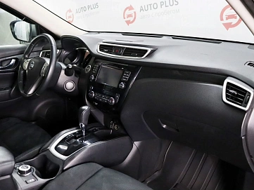 Nissan X-Trail, 2015г, передний привод, вариатор