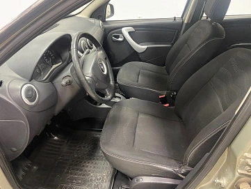 Renault , 2013г., передний привод, автомат