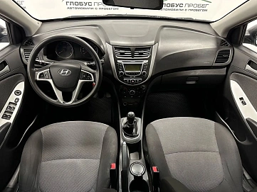 Hyundai Solaris, 2012г, передний привод, механика
