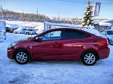 Hyundai Solaris, 2013г, передний привод, автомат