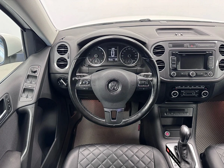 Volkswagen Tiguan, 2013г., полный привод, автомат