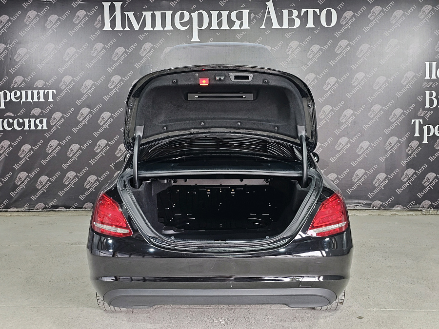 Mercedes-Benz , 2016г., задний привод, автомат