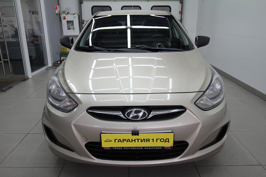Hyundai Solaris, 2011г., передний привод, автомат