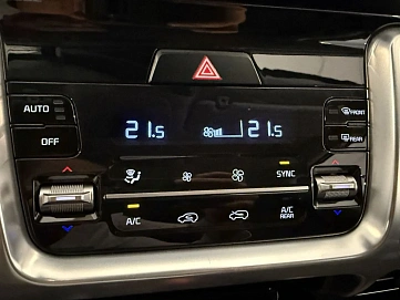 Kia Sorento, 2020г, передний привод, автомат