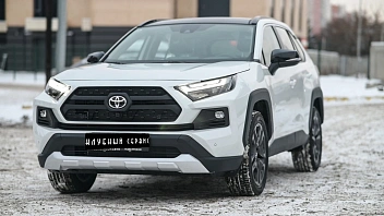 Toyota RAV4, 2025г, полный привод, вариатор