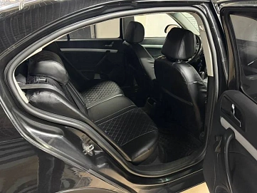 Skoda Octavia, 2009г, передний привод, механика