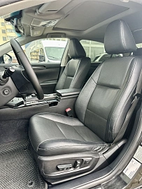 Lexus ES, 2015г, передний привод, автомат