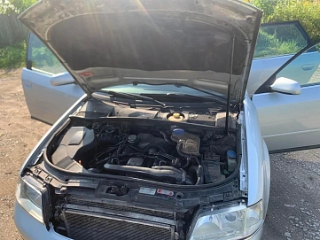 Audi A6, 2001г, передний привод, автомат