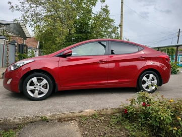 Hyundai Elantra, 2011г, передний привод, автомат