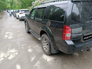 Nissan Pathfinder, 2010г, полный привод, автомат