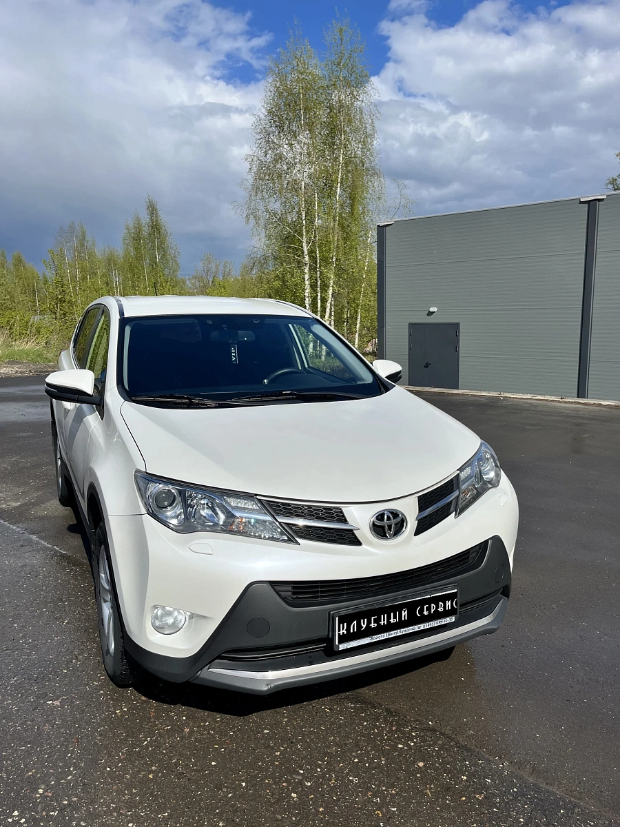Toyota RAV4, 2013г., полный привод, вариатор