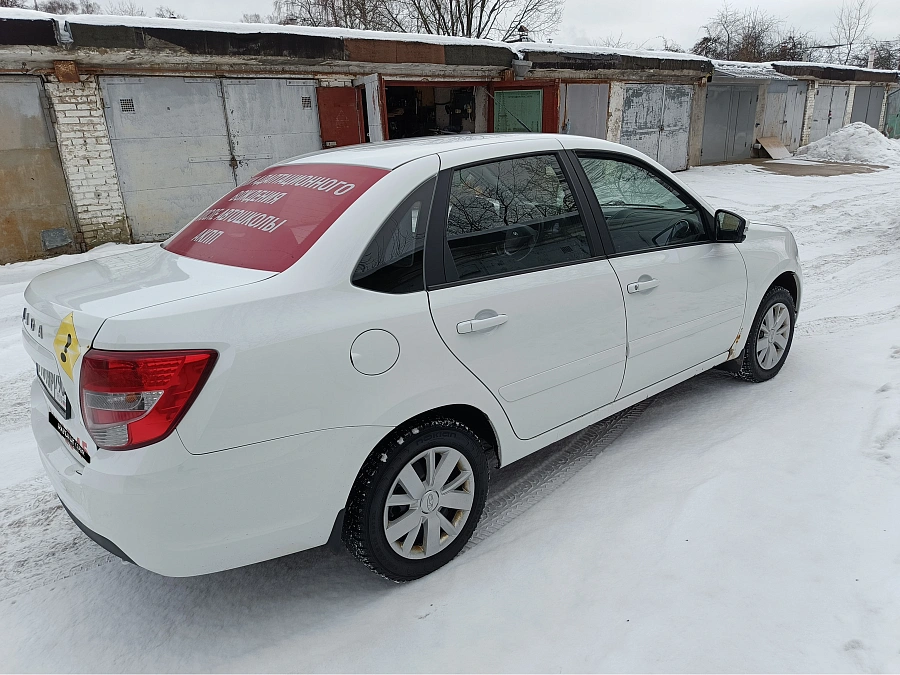 Lada (ВАЗ) Granta, 2020г., передний привод, автомат
