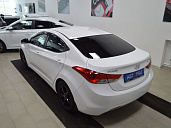 Hyundai Elantra, 2013г., передний привод, автомат