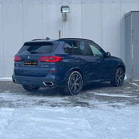 BMW X5, 2018г, передний привод, автомат