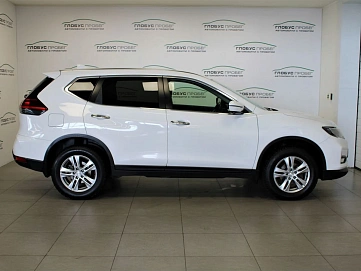Nissan X-Trail, 2018г, передний привод, автомат