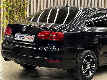 Volkswagen Jetta, 2012г, передний привод, автомат
