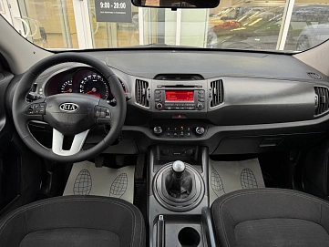 Kia Sportage, 2012г, передний привод, механика