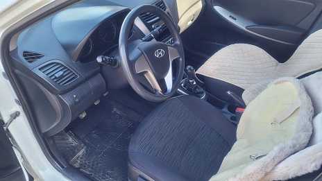 Hyundai Solaris, 2015г, передний привод, механика