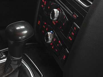 Audi A4, 2012г, передний привод, вариатор