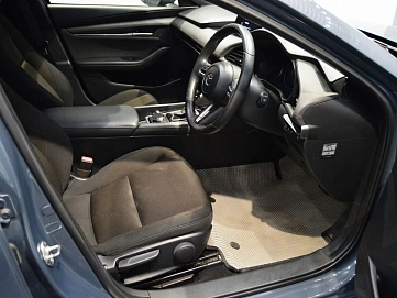 Mazda 3, 2019г, передний привод, автомат