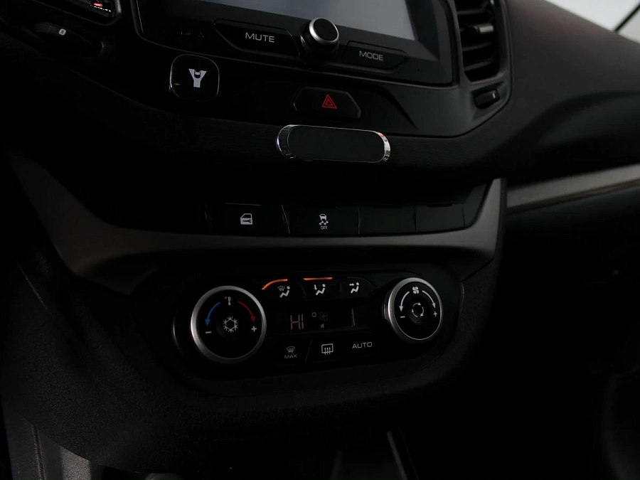 Lada (ВАЗ) Vesta, 2018г., передний привод, механика