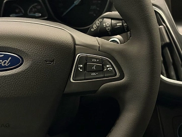 Ford Focus, 2016г, передний привод, автомат