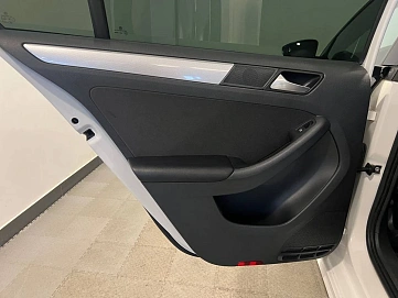 Volkswagen Jetta, 2013г, передний привод, механика