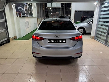 Hyundai Solaris, 2019г, передний привод, автомат